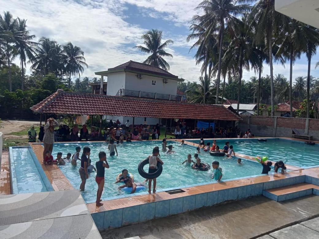 Biha Sapu Nyapah Losmen Syariah Tanjung Setia מראה חיצוני תמונה